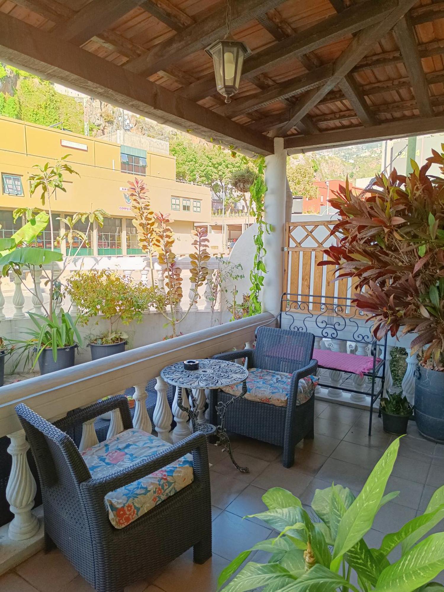 Home & Flower - Private Bedrooms Funchal Exterior foto